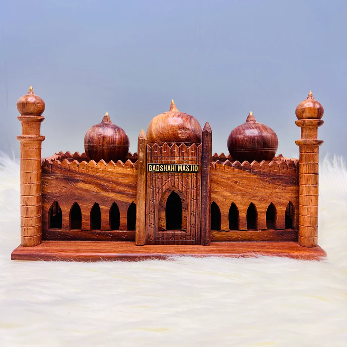 Wooden Badshahi Mosque Sculpture