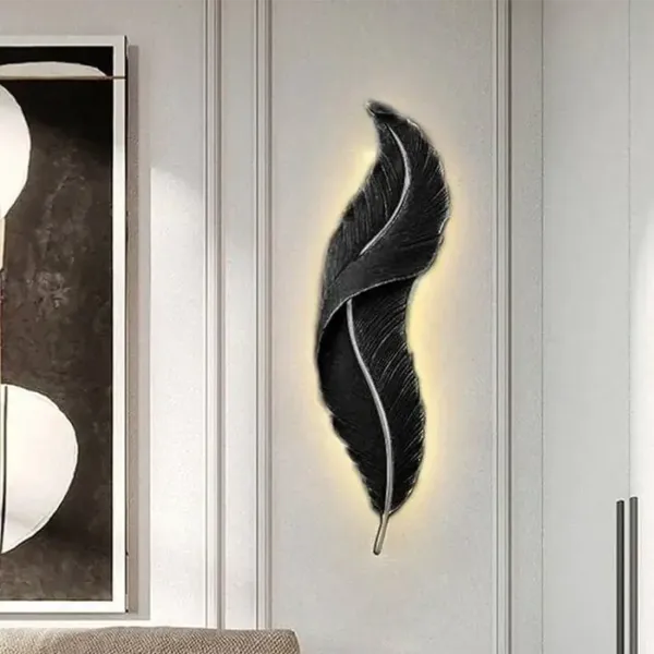Feather Light Black